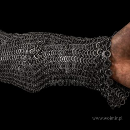 kolczuga z długim rękawem chainmail with long sleeves