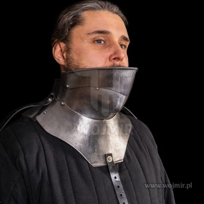 średniowieczny obojczyk medieval gorget