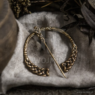 cloak fibula wikińska type 14
